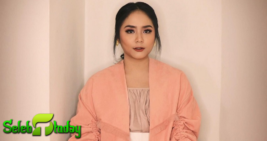 Gita Gutawa, Melodi Suara Menggema di Industri Musik Indonesia
