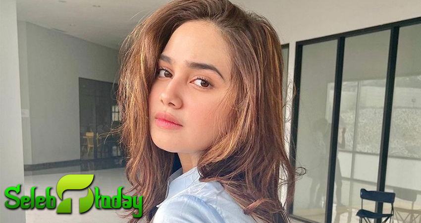 Syifa Hadju Selebriti dan ARMY Setia BTS